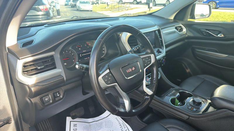 2021 GMC Acadia AWD SLT