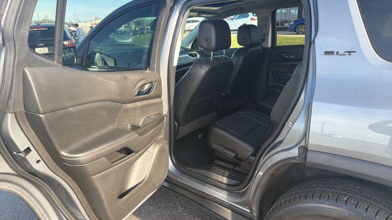 2021 GMC Acadia AWD SLT