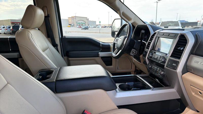 2020 Ford F-350 LARIAT