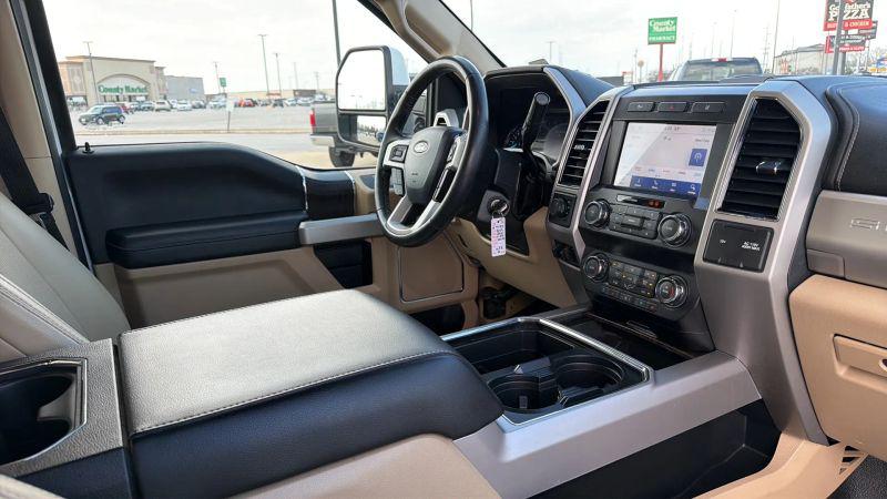 2020 Ford F-350 LARIAT