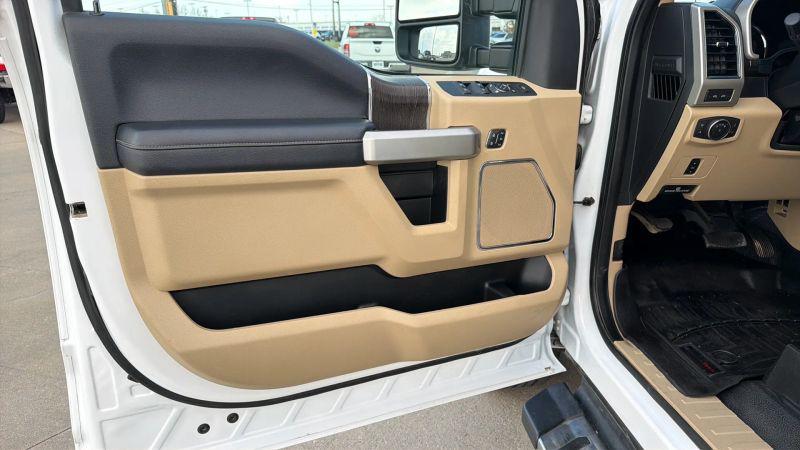 2020 Ford F-350 LARIAT