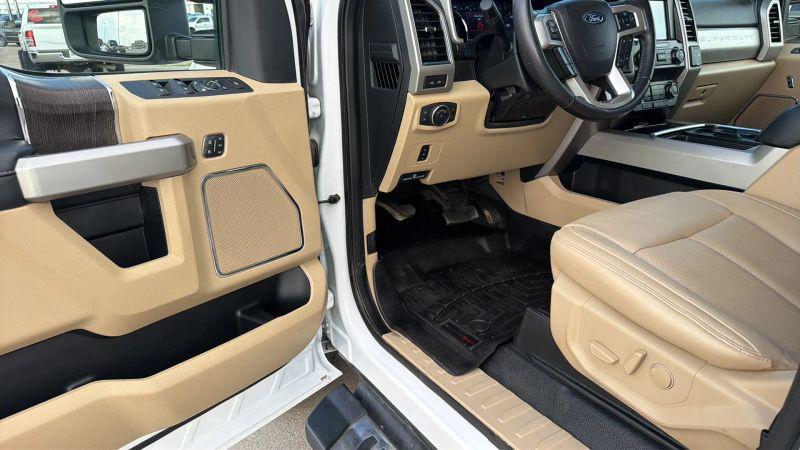 2020 Ford F-350 LARIAT