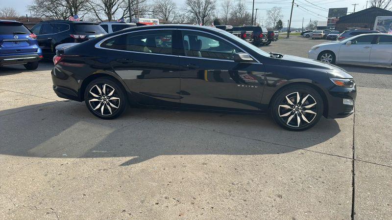 2022 Chevrolet Malibu FWD LT