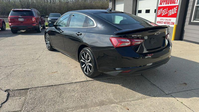 2022 Chevrolet Malibu FWD LT