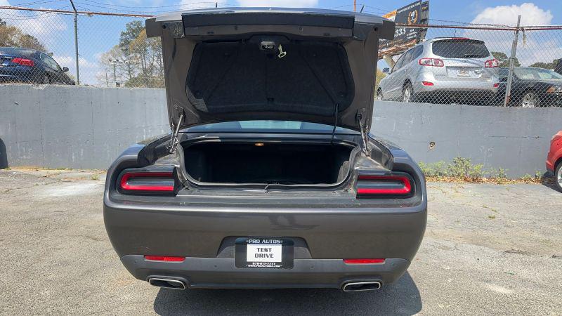2021 Dodge Challenger SXT
