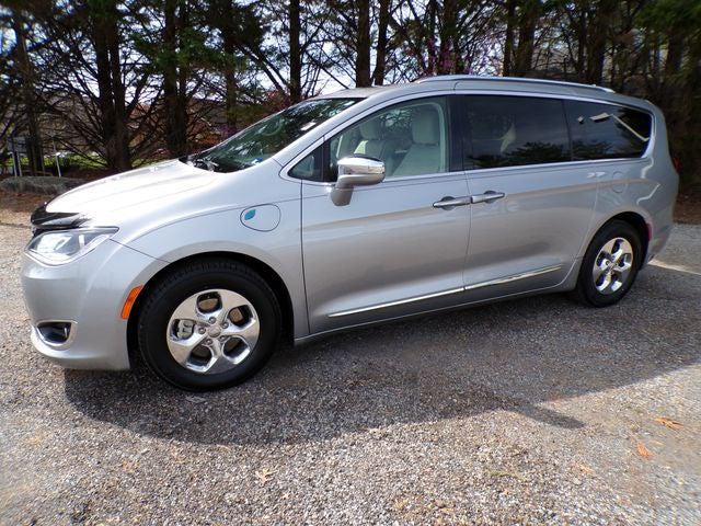 2018 Chrysler Pacifica Hybrid Limited