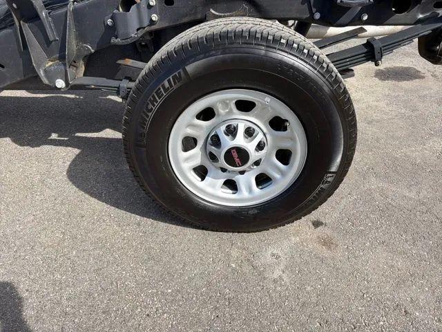 2024 GMC Sierra 3500HD 4WD Crew Cab Long Bed Pro