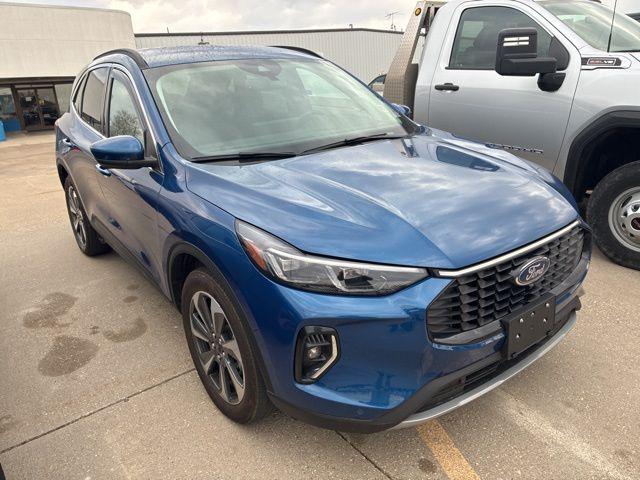 2023 Ford Escape Platinum for sale in Indianola, IA