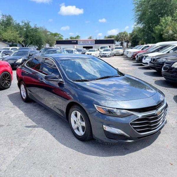 2020 Chevrolet Malibu FWD 1FL
