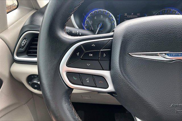 2017 Chrysler Pacifica Touring-L