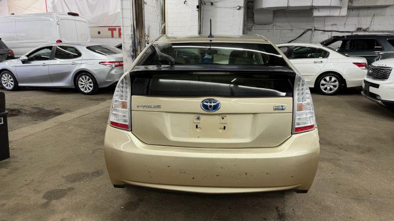 2010 Toyota Prius II