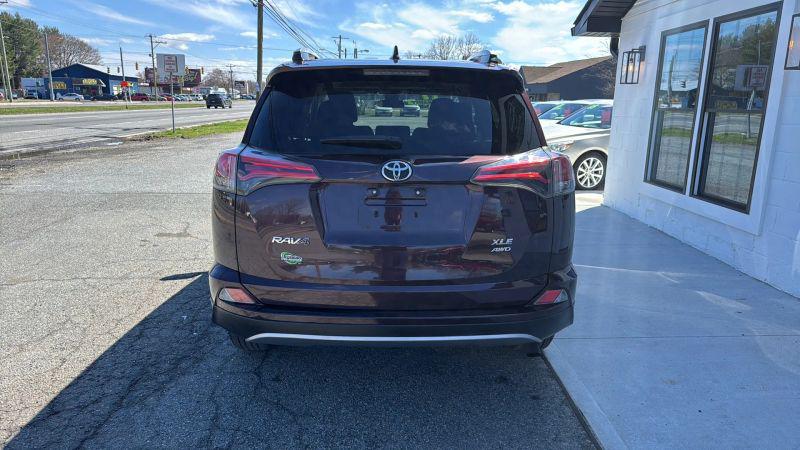 2017 Toyota RAV4 XLE