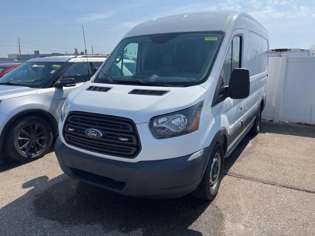 2017 Ford Transit 130 WB Medium Roof Cargo