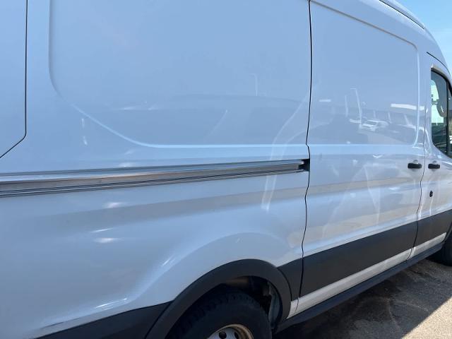 2017 Ford Transit 130 WB Medium Roof Cargo