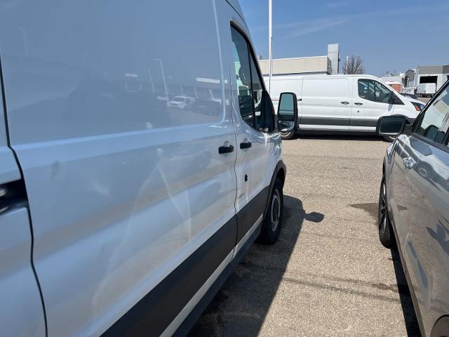 2017 Ford Transit 130 WB Medium Roof Cargo