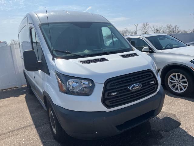 2017 Ford Transit 130 WB Medium Roof Cargo