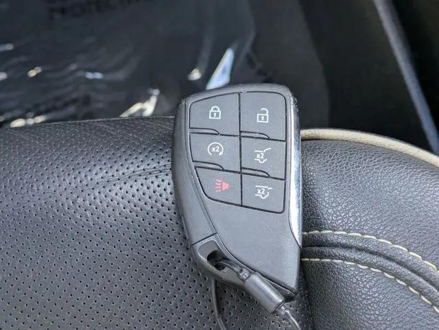 2024 GMC Yukon 2WD SLT