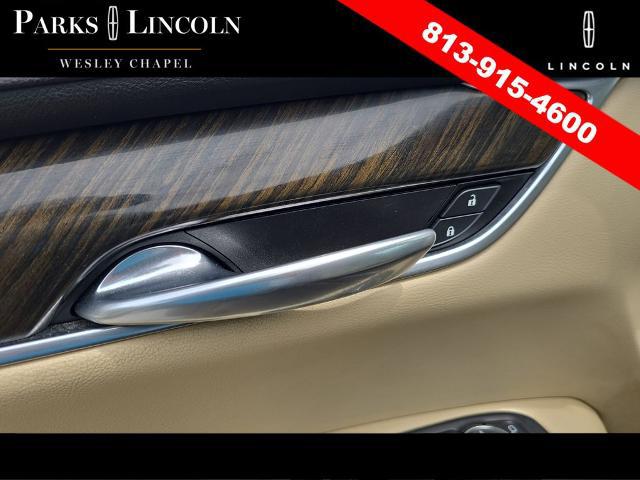 2017 Cadillac XT5 Standard