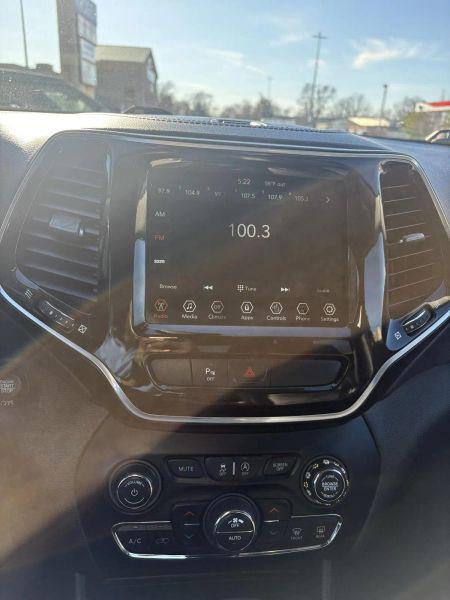 2020 Jeep Cherokee Limited FWD