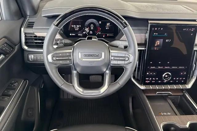 2026 GMC Acadia Denali AWD
