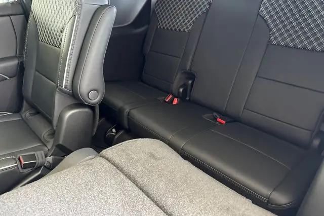 2026 GMC Acadia Denali AWD