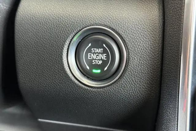 2026 GMC Acadia Denali AWD