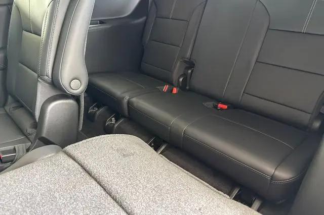 2026 GMC Acadia Elevation AWD