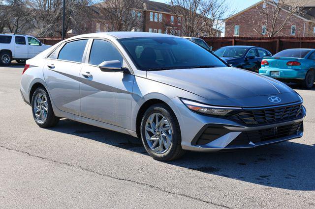 2026 Hyundai Elantra Hybrid Blue for sale in Bartlesville, OK