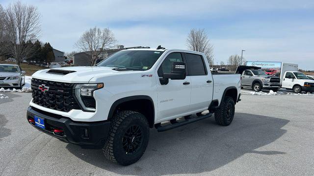 2026 Chevrolet Silverado 2500HD Crew Cab, Standard Bed, XR2, 4WD
