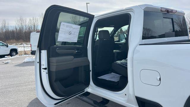 2026 Chevrolet Silverado 2500HD Crew Cab, Standard Bed, XR2, 4WD