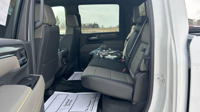 2026 Chevrolet Silverado 2500HD Crew Cab, Standard Bed, XR2, 4WD
