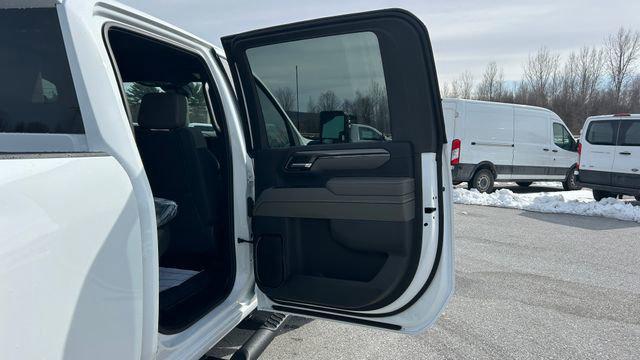 2026 Chevrolet Silverado 2500HD Crew Cab, Standard Bed, XR2, 4WD
