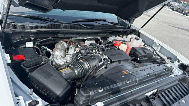 2026 Chevrolet Silverado 2500HD Crew Cab, Standard Bed, XR2, 4WD
