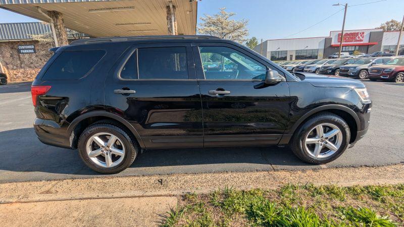 2018 Ford Explorer Base