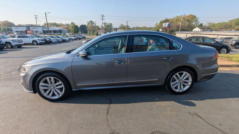 2017 Volkswagen Passat 1.8T SEL Premium