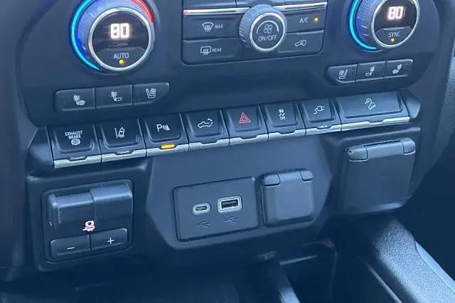 2021 Chevrolet Silverado 3500HD 4WD Crew Cab Standard Bed High Country