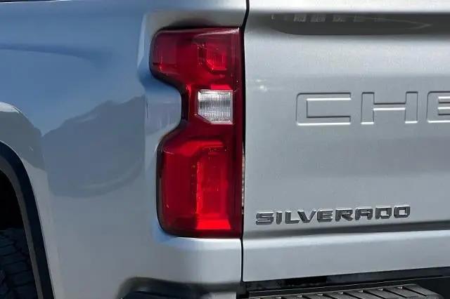 2021 Chevrolet Silverado 3500HD 4WD Crew Cab Standard Bed High Country