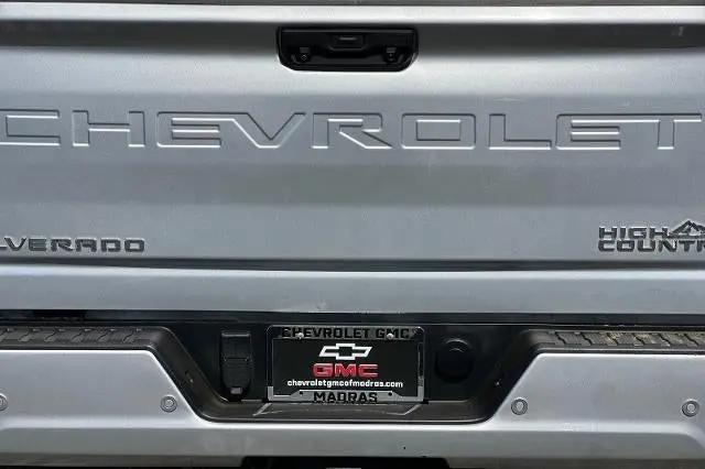 2021 Chevrolet Silverado 3500HD 4WD Crew Cab Standard Bed High Country