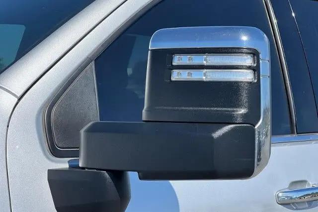 2021 Chevrolet Silverado 3500HD 4WD Crew Cab Standard Bed High Country