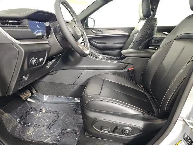 2026 Jeep Grand Cherokee L Limited 4x4