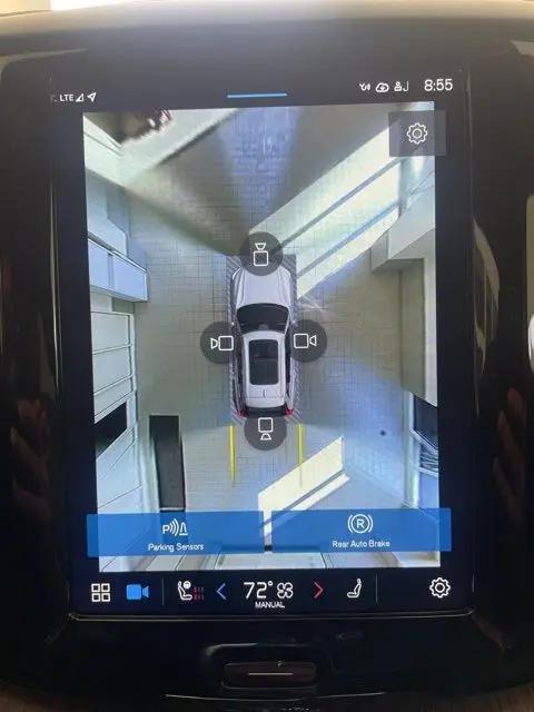 2023 Volvo XC60 Recharge T8 Plus Bright Theme