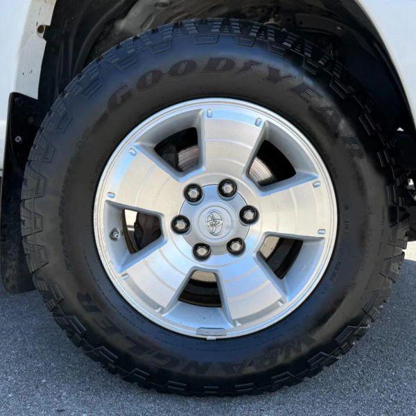 2013 Toyota Tacoma Base V6