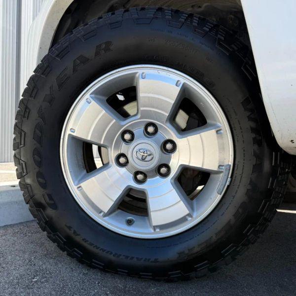 2013 Toyota Tacoma Base V6