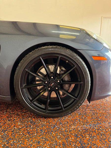 2015 Porsche Panamera 4