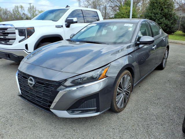 2024 Nissan Altima SL FWD