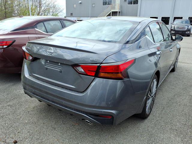 2024 Nissan Altima SL FWD