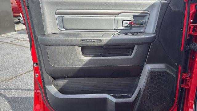 2024 Ram 1500 Classic SLT Quad Cab 4x4 64 Box