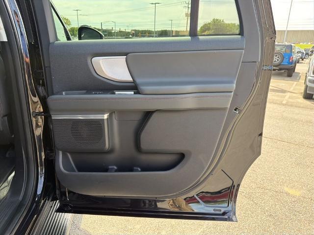 2025 Ford Expedition Active MAX