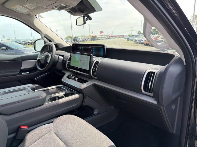 2025 Ford Expedition Active MAX