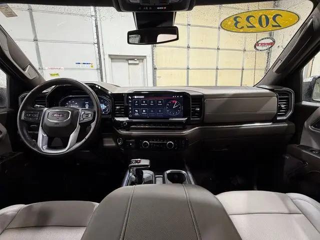 2023 GMC Sierra 1500 4WD Crew Cab Standard Box SLT